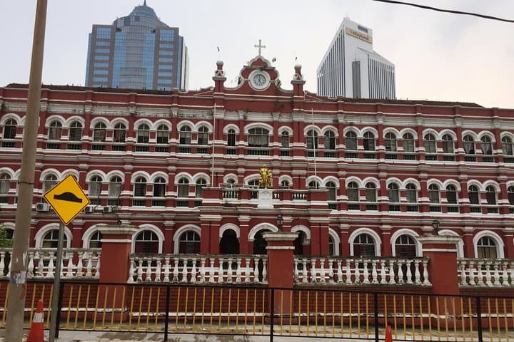 Walk and Explore Kuala Lumpur with Architectural Guide