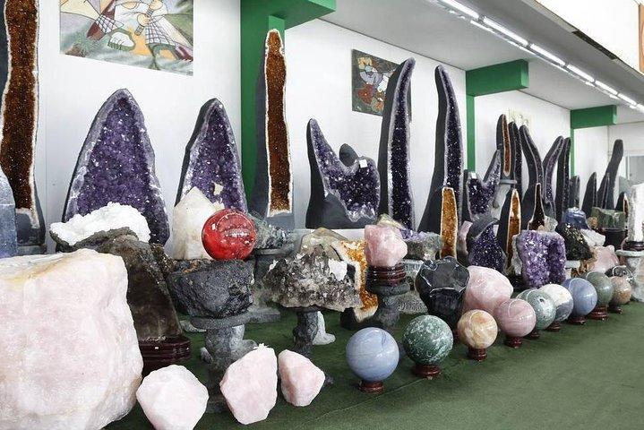 Semiprecious Gemstones Shopping Tour with Hotel pickup and drop-off