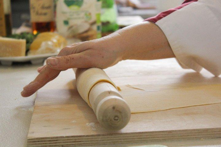 Authentic Tuscan Pasta Class in Florence with Local Chef Cinzia