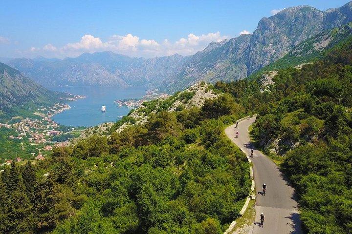 Epic 25 Turns Downhill Bike Descent w/ Panoramic Cable Car Ascent