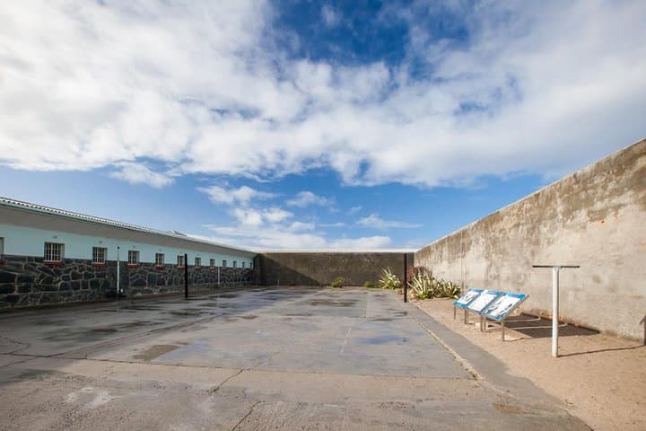 Robben Island tour with additional stops at famous spots!!