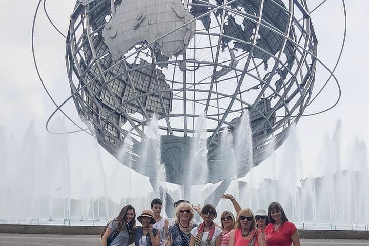 Contrasts VIP Private (We visited Harlem, Bronx, Queens, Brooklyn and Manhattan)