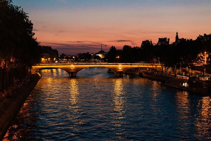 A Magical Evening in Paris With Locals: PRIVATE City Walking Tour