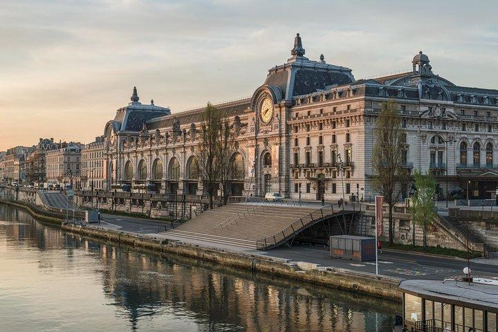 Paris Louvre and Orsay Museums Masterpieces Private Day Tour