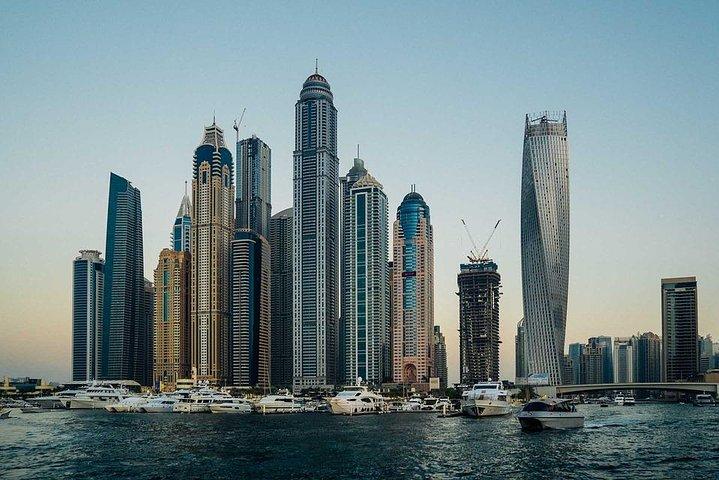 Private Dubai Tour with Aquaventure Waterpark & Lost Chambers