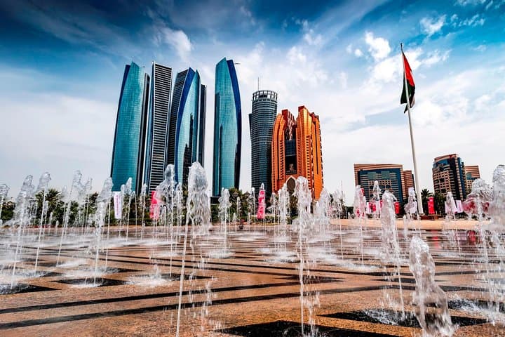 Full-Day Abu Dhabi Tour with BAPS Mandir
