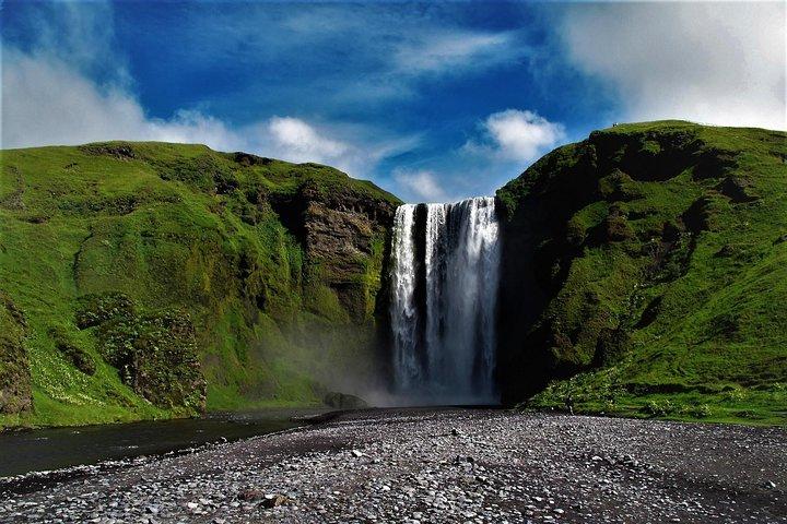 Glacier Hike and South Coast Small-Group Tour from Reykjavik