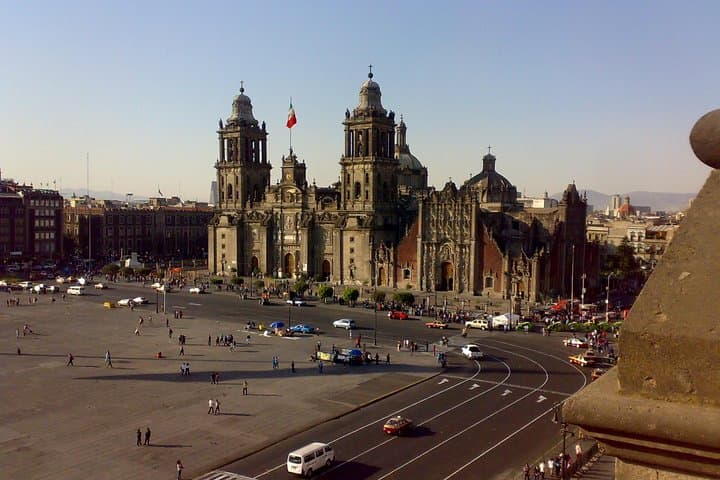Mexico City Private Tour with Teotihuacan, Murals, Guadalupe Basilica