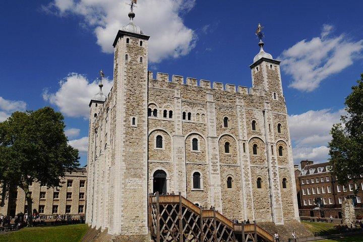 Immersive Treasure Hunt Adventure - City of London's Secrets