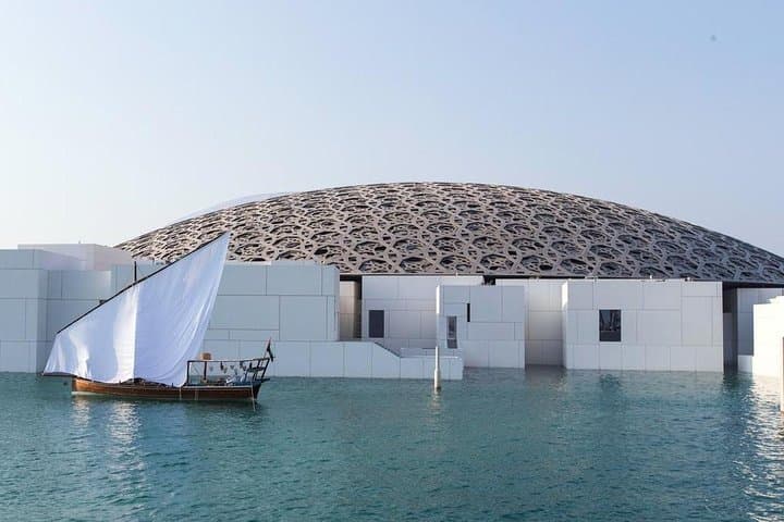 Abu Dhabi Tour With Louvre Museum Admission & Lunch