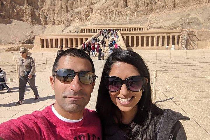 overnight trip to luxor city from Cairo by round domestic flight include hotel