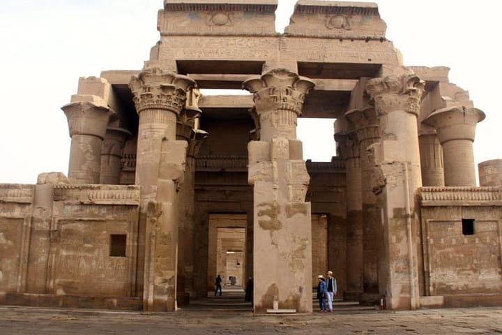 6 Days 5 Nights Cairo & Nile Cruise Tour Package