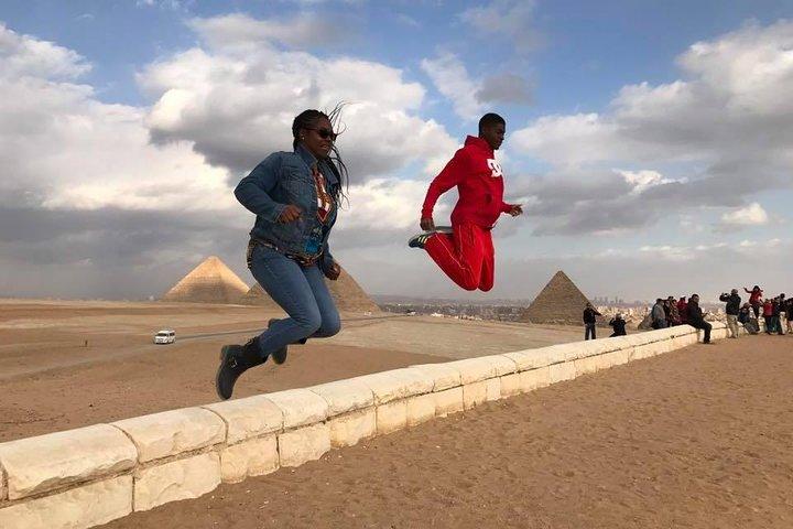 Layover Giza pyramids , Egyptian museum and local bazaars from Cairo airport