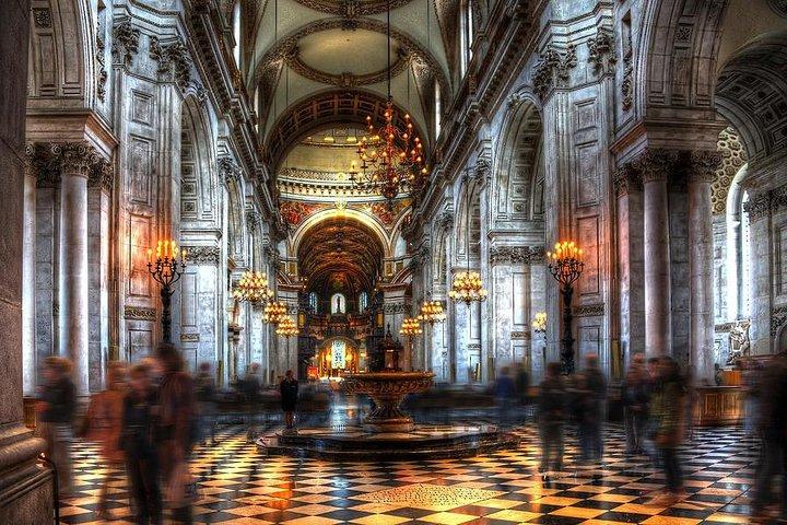 4 Hour Tour of St Paul's Cathedral and Westminster Abbey (With Private Guide)