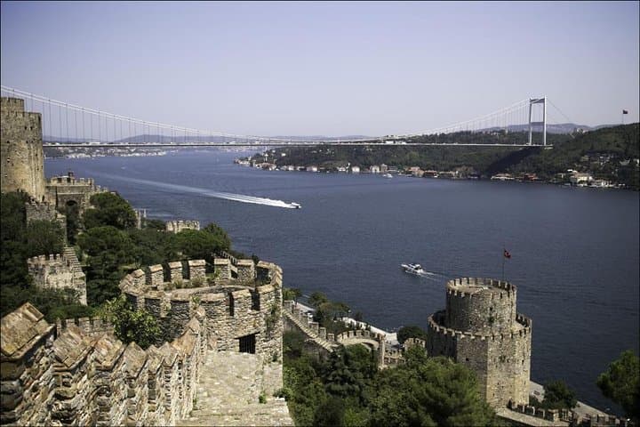 7 Days Turkey Tour Package: Istanbul, Cappadocia, Ephesus, Pamukkale - by Flight