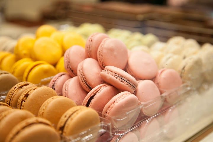 Paris French Sweets Tasting Tour with Pastries and Chocolates