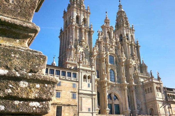 Santiago de Compostela & Viana do Castelo from Porto