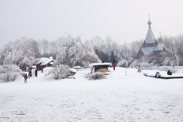 Small Group Tour to Harbin Volga Manor with Entrance Fee and Lunch