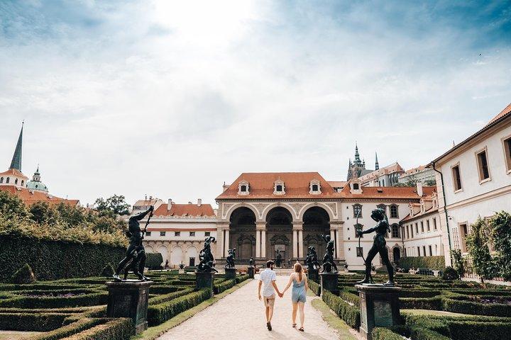 Private Vacation Photography Session with Local Photographer in Prague