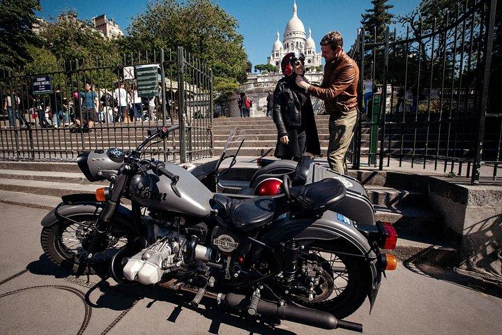 Paris Private Vintage Half Day Tour on a Sidecar Motorcycle