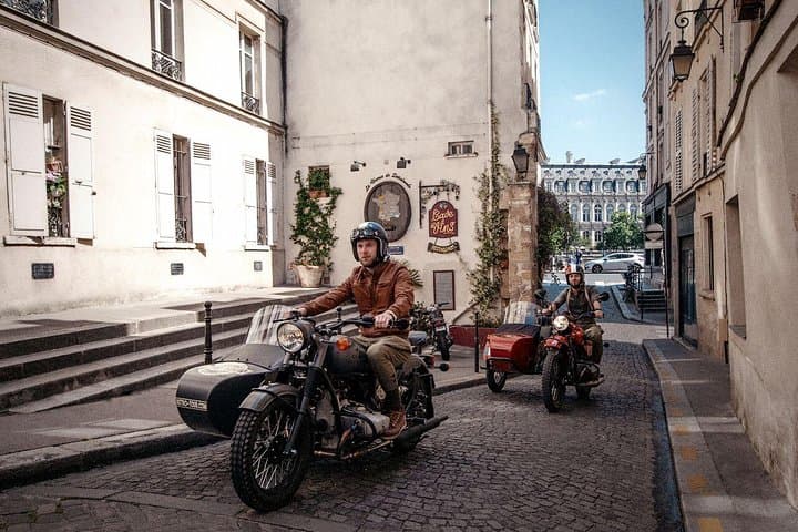 Paris Private Flexible Duration Guided Tour on a Vintage Sidecar