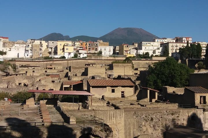 Pompeii and Herculaneum full immersion