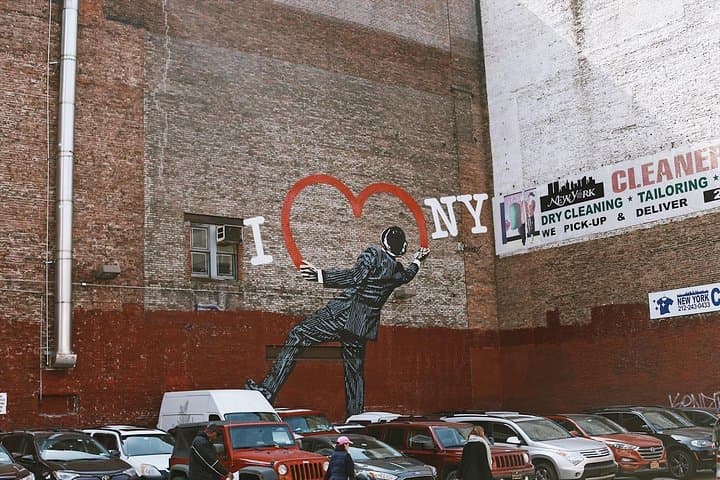 Midtown Manhattan Guided Walking Tour Semi-Private 12ppl Max