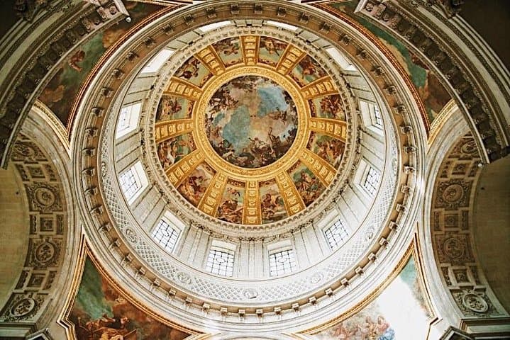 Skip the line Invalides Dome Louis XIV and Napoleon Tour 8ppl Max