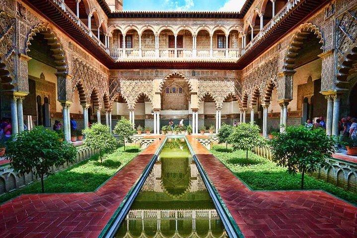 Alcazar of Seville Guided Tour with Skip the Line Ticket