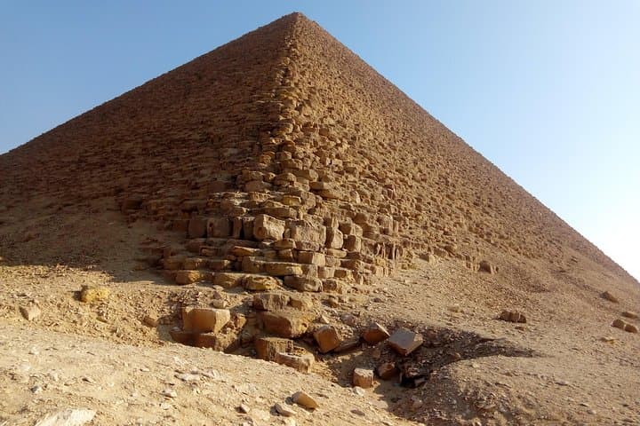 Cairo Top Tour in one day pyramids,Museum,Felucca and khan El khalili Bazar
