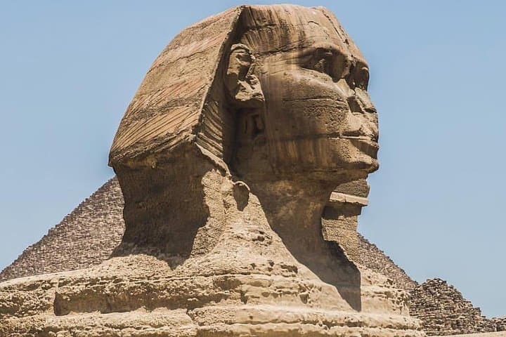 PRIVATE Full day tour pyramids of Giza & Sphinx,Sakkara,Memphis,