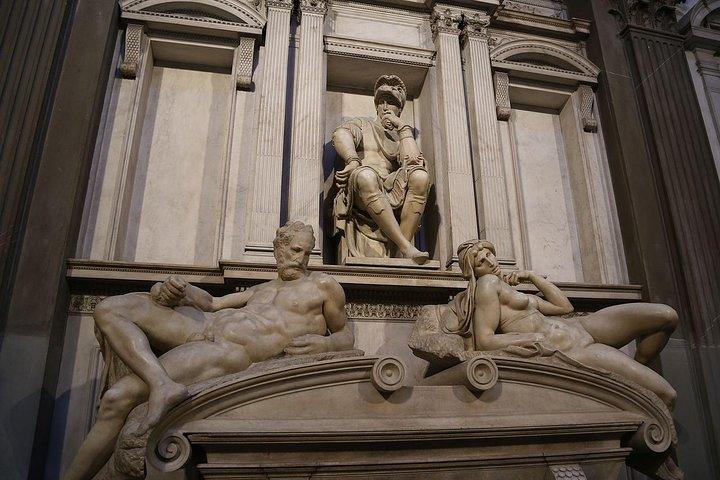 Medici Tour: history and secrets through the Family monuments - Small Group