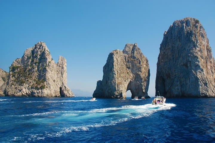 Capri Boat and Walking