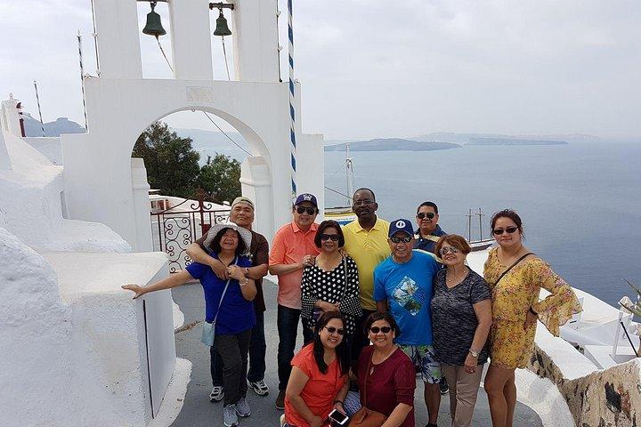 Santorini Round Tour