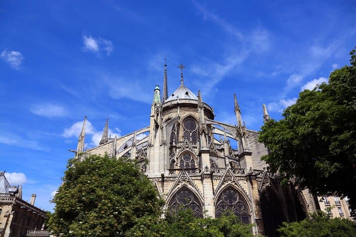 Notre-Dame Tour with Access to the Cathedral
