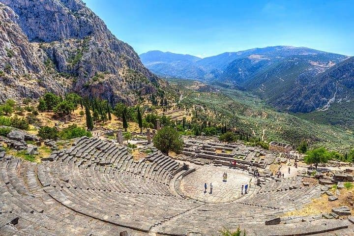 Delphi One Day Tour