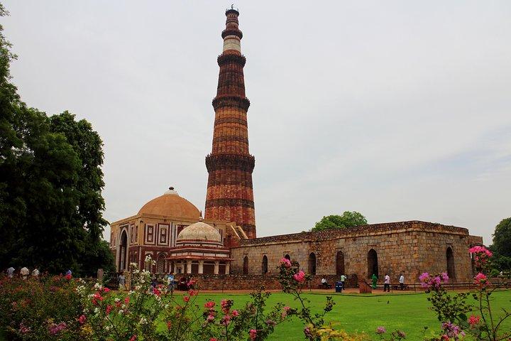 Private Walking Tour: South Delhi Heritage including Qutub Minar and Mehrauli Archaeological Park