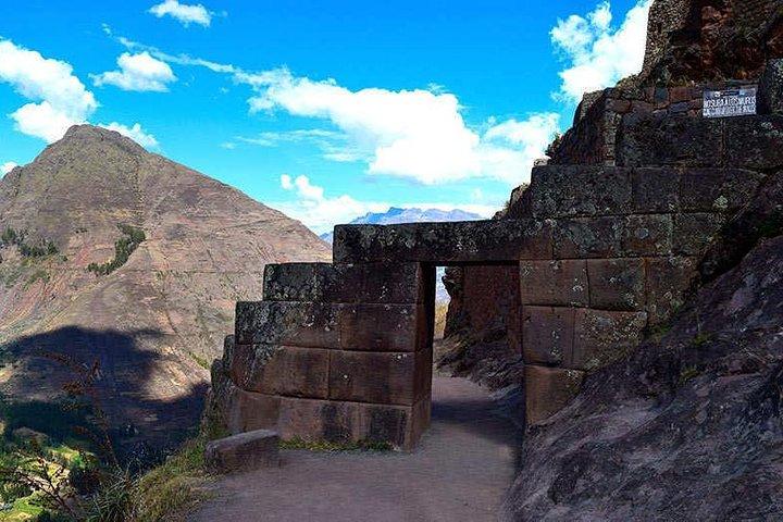 Sacred Valley Private Tour: Chinchero, Ollantaytambo and Pisaq