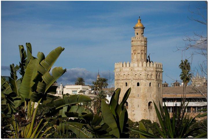 Full Day in Seville : Historic Center and Triana with Local Guide