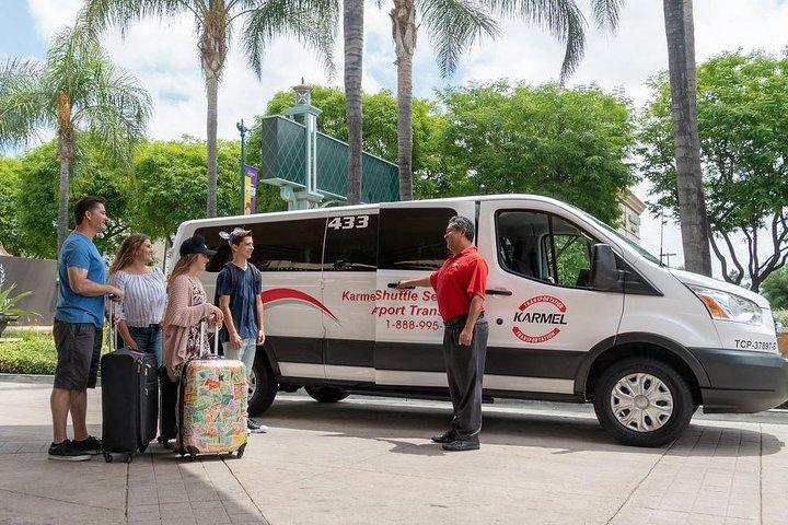 Shared Airport Arrival Transfer: LAX International Airport to Anaheim, Buena Park or Garden Grove