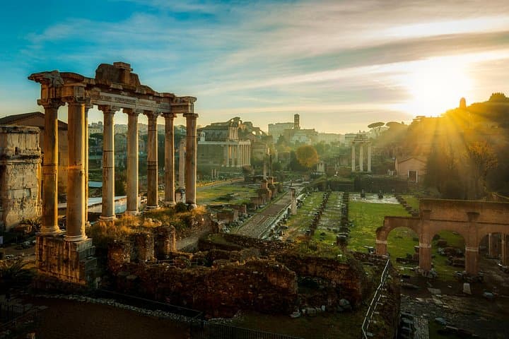 Colosseum, Roman Forum Experience and Vatican Museums