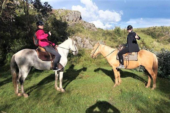 Horse Riding Chacan Mountain And Temple Of The Moon