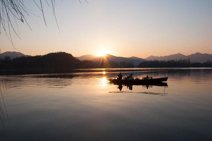 Yunxi Bamboo Forest and West Lake Private Day Tour with Tea Plantation Experience