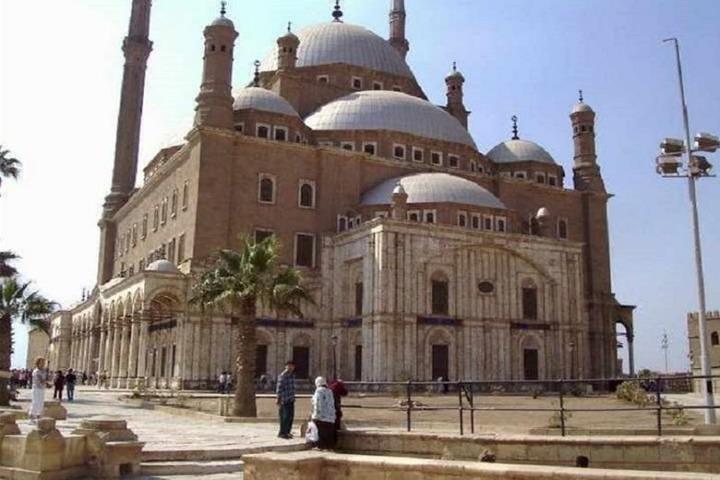 Tour to Cairo Citadel, Khan El-Khalil and Coptic Cairo