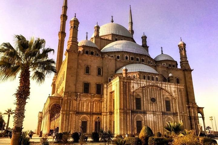 Tour to Cairo Citadel, Khan El-Khalil and Coptic Cairo