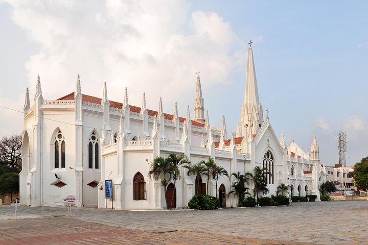 Private Chennai City Tour with Fort St George and Kapaleeshwarar Temple