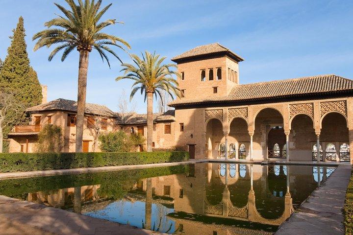 Alhambra & Generalife Gardens Skip-the-Line Tour from Motril Port