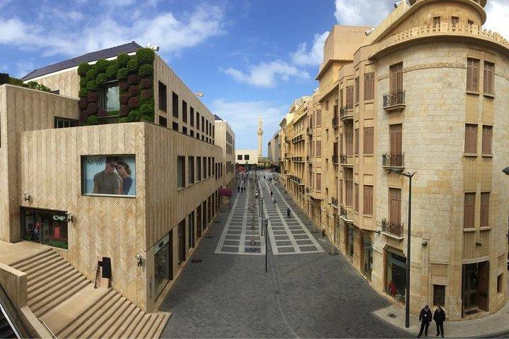 Private Beirut City Tour with Boat Ride at Raouche Rock