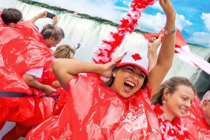 Full-Day Niagara Falls Tour from Toronto w/Boat/JBF/Tower