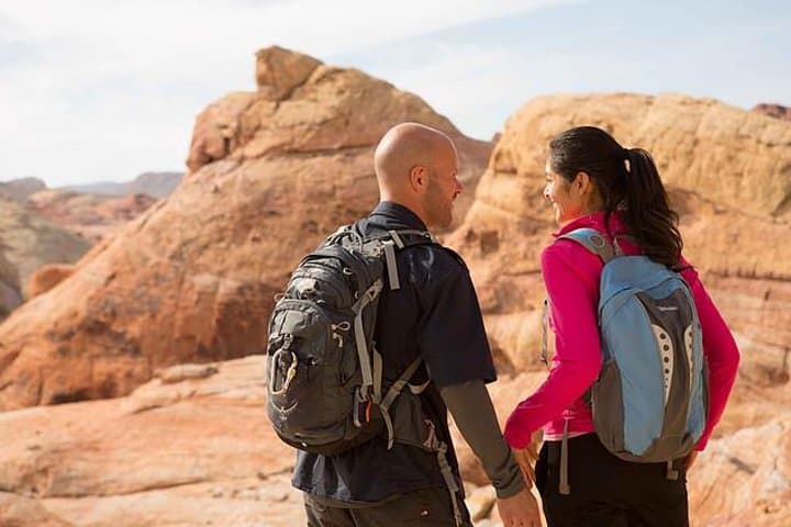 Valley of Fire Guided Hike from Las Vegas